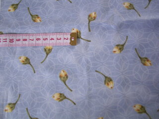 Patchworkstoff grau blau meliert mit Blumen