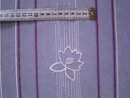 Scheibengardine 45cm hoch weiß lila Muster