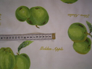 Meterware Tischdeckenstoff natur mit Äpfel grün