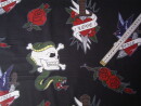 Schwarzer Baumwollstoff mit Totenköpfe und Rosen